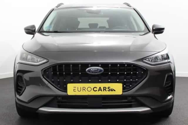 Ford Focus (2024) thumbnail 4