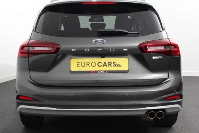 Ford Focus (2024) thumbnail 5