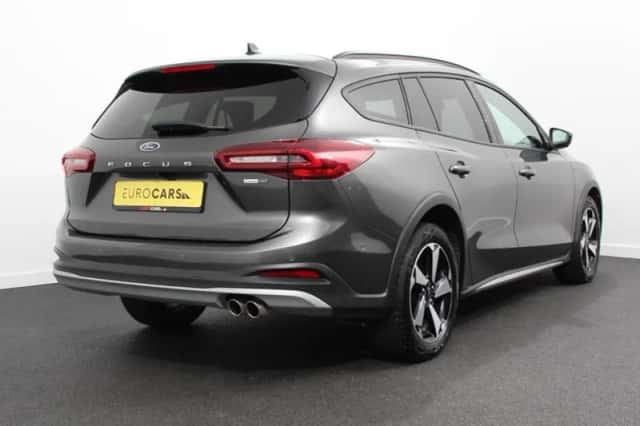 Ford Focus (2024) thumbnail 6