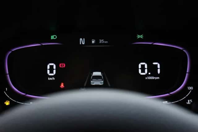 Kia Picanto (2024) thumbnail 3