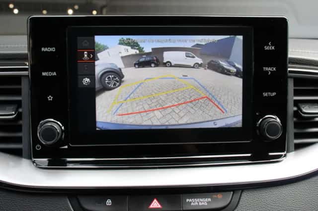 Kia XCeed (2025) thumbnail 3