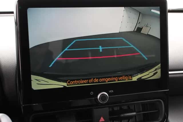 Toyota Yaris Cross (2025) thumbnail 2