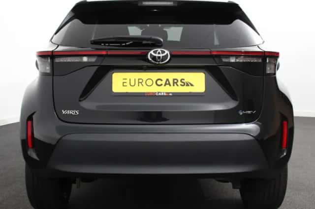 Toyota Yaris Cross (2025) thumbnail 5