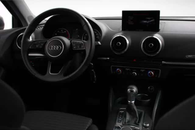 Audi A3 (2020) thumbnail 2