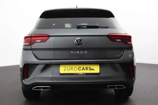 Volkswagen T-Roc (2024) thumbnail 5