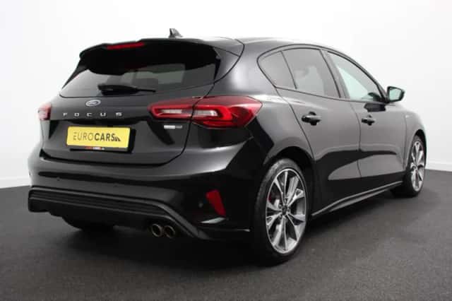 Ford Focus (2023) thumbnail 6
