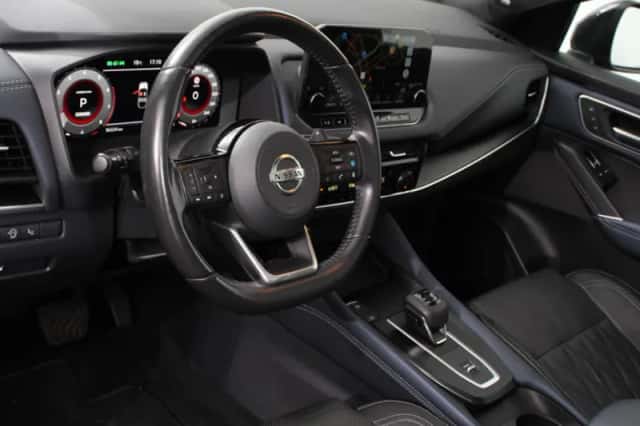 Nissan Qashqai (2022) thumbnail 2