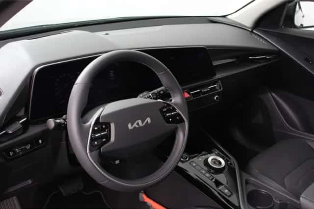 Kia Niro EV (2023) thumbnail 2