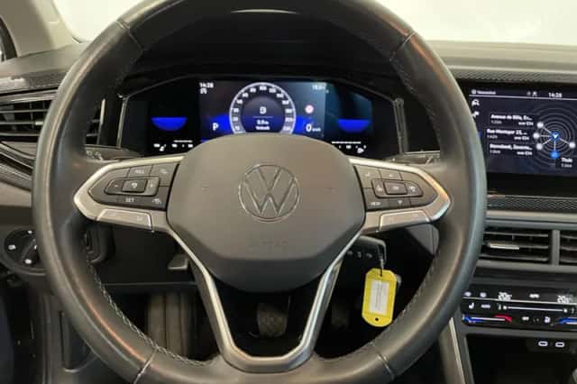 Volkswagen Polo (2022) thumbnail 2