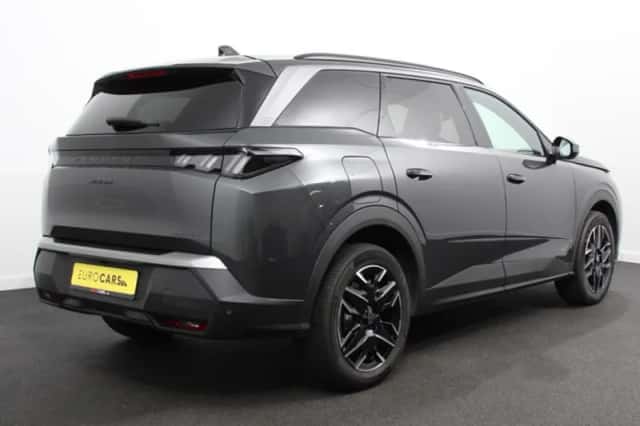 Peugeot 5008 (2025) thumbnail 6