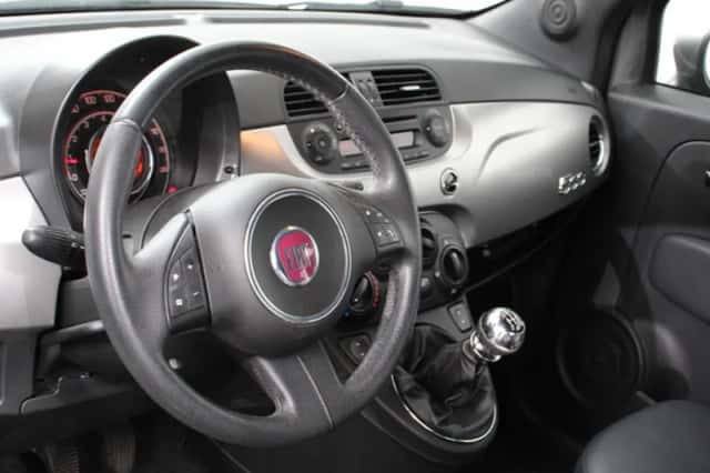 Fiat 500 (2011) thumbnail 2