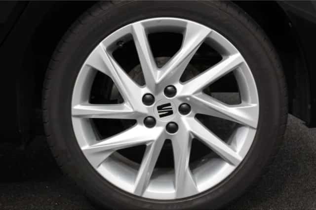 SEAT Ibiza (2023) thumbnail 4
