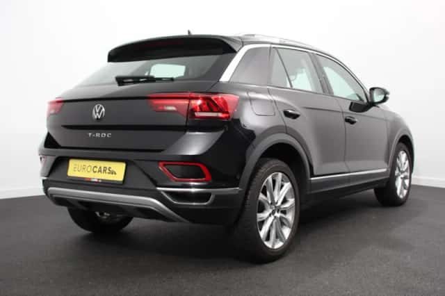 Volkswagen T-Roc (2023) thumbnail 6