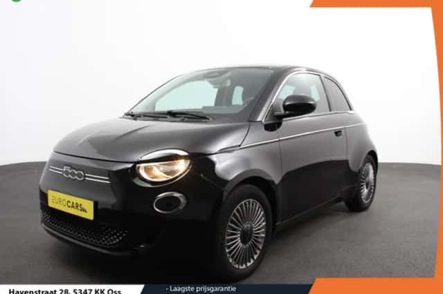Fiat 500e (2023) thumbnail 1