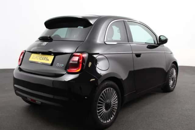 Fiat 500e (2023) thumbnail 6