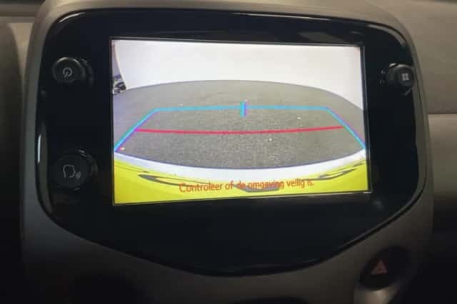 Toyota Aygo (2021) thumbnail 3