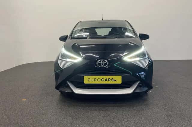 Toyota Aygo (2021) thumbnail 4