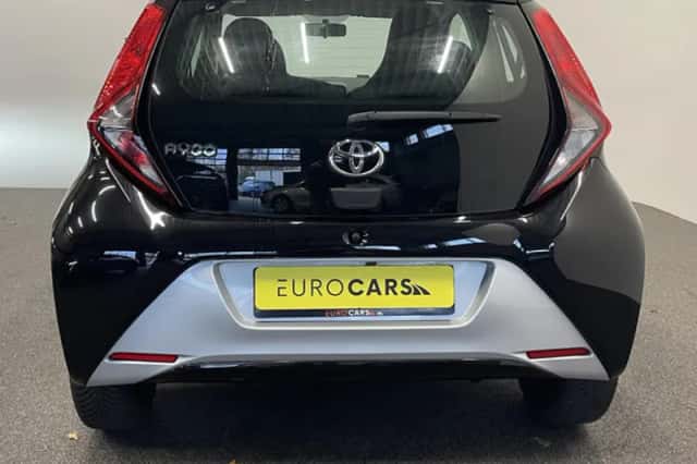 Toyota Aygo (2021) thumbnail 5
