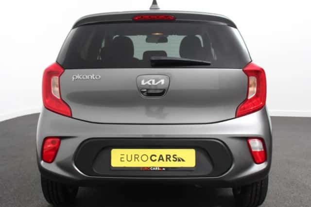 Kia Picanto (2023) thumbnail 6