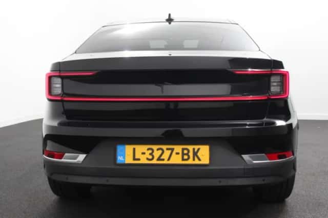 Polestar 2 (2021) thumbnail 5