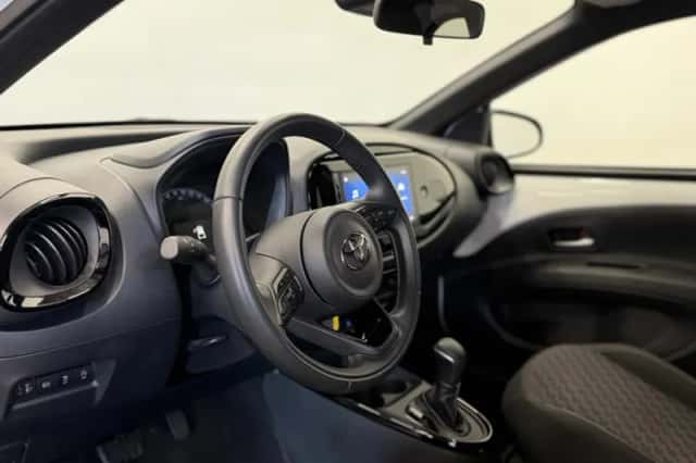 Toyota Aygo X (2025) thumbnail 2