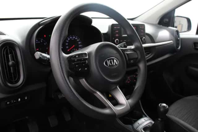Kia Picanto (2018) thumbnail 2