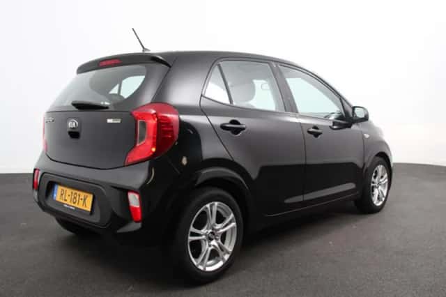 Kia Picanto (2018) thumbnail 4