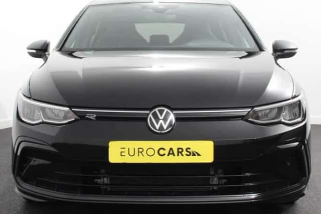 Volkswagen Golf (2024) thumbnail 2