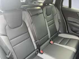 Volvo V60 (2022) thumbnail 18