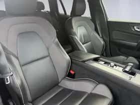 Volvo V60 (2022) thumbnail 4