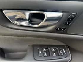 Volvo V60 (2022) thumbnail 31