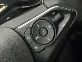 Opel Grandland (2020) thumbnail 32