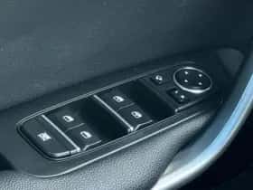 Kia Proceed (2022) thumbnail 28