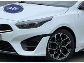 Kia Proceed (2022) thumbnail 5