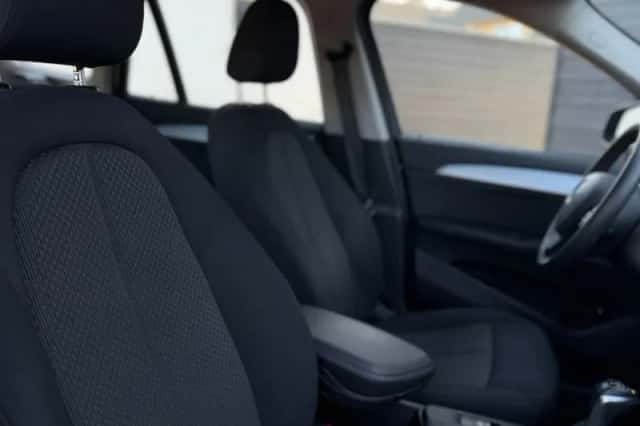 BMW X1 (2021) thumbnail 4