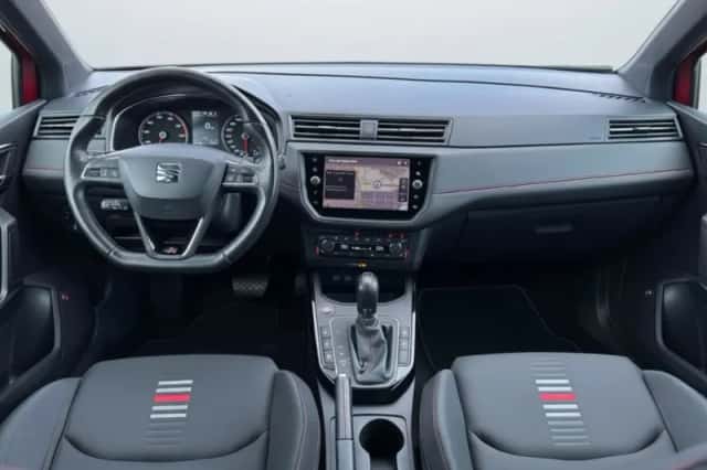 SEAT Arona (2018) thumbnail 2
