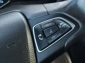 Ford C-Max (2018) thumbnail 21