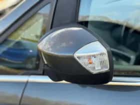 Ford C-Max (2018) thumbnail 27