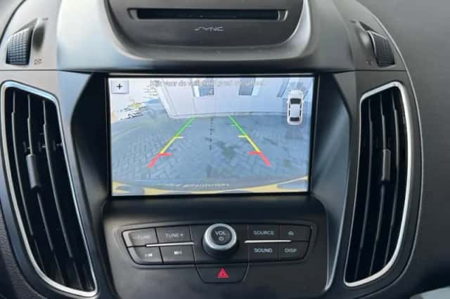 Ford C-Max (2018) thumbnail 4