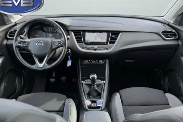 Opel Grandland (2020) thumbnail 2