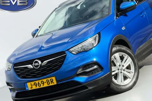 Opel Grandland (2020) thumbnail 5
