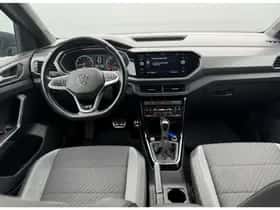 Volkswagen T-Cross (2021) thumbnail 2