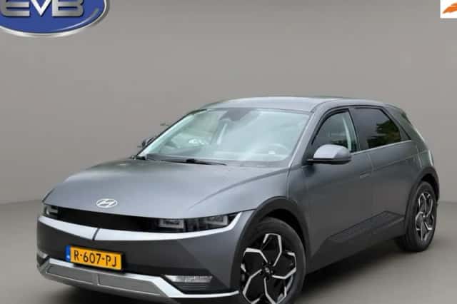 Hyundai Ioniq (2022) thumbnail 1