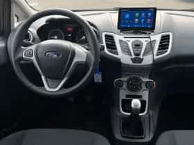 Ford Fiesta (2011) thumbnail 6