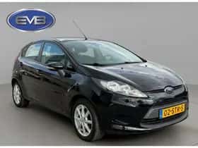 Ford Fiesta (2011) thumbnail 9