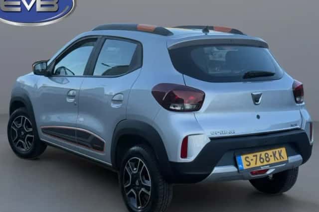Dacia Spring (2021) thumbnail 3