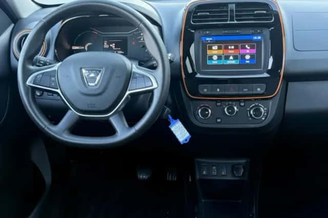 Dacia Spring (2021) thumbnail 4