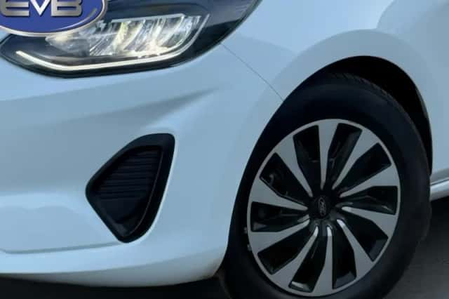 Ford Fiesta (2022) thumbnail 5