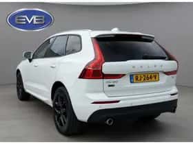 Volvo XC60 (2017) thumbnail 3