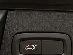 Volvo XC60 (2017) thumbnail 21